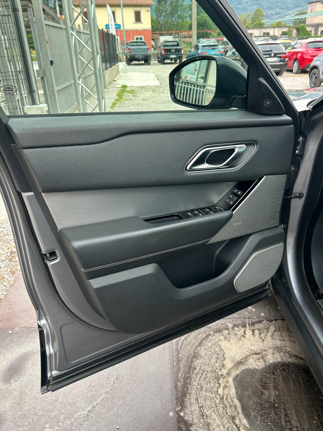 Land Rover Range Rover Velar 3.0d V6 R-Dynamic HSE 275cv auto my20
