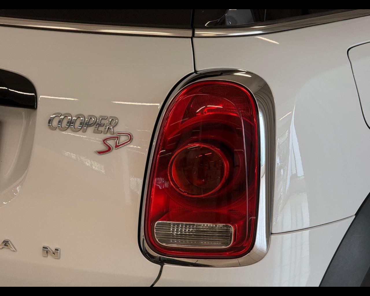 MINI Mini Countrym.(F60) - Mini 2.0 Cooper D Hype Countryman