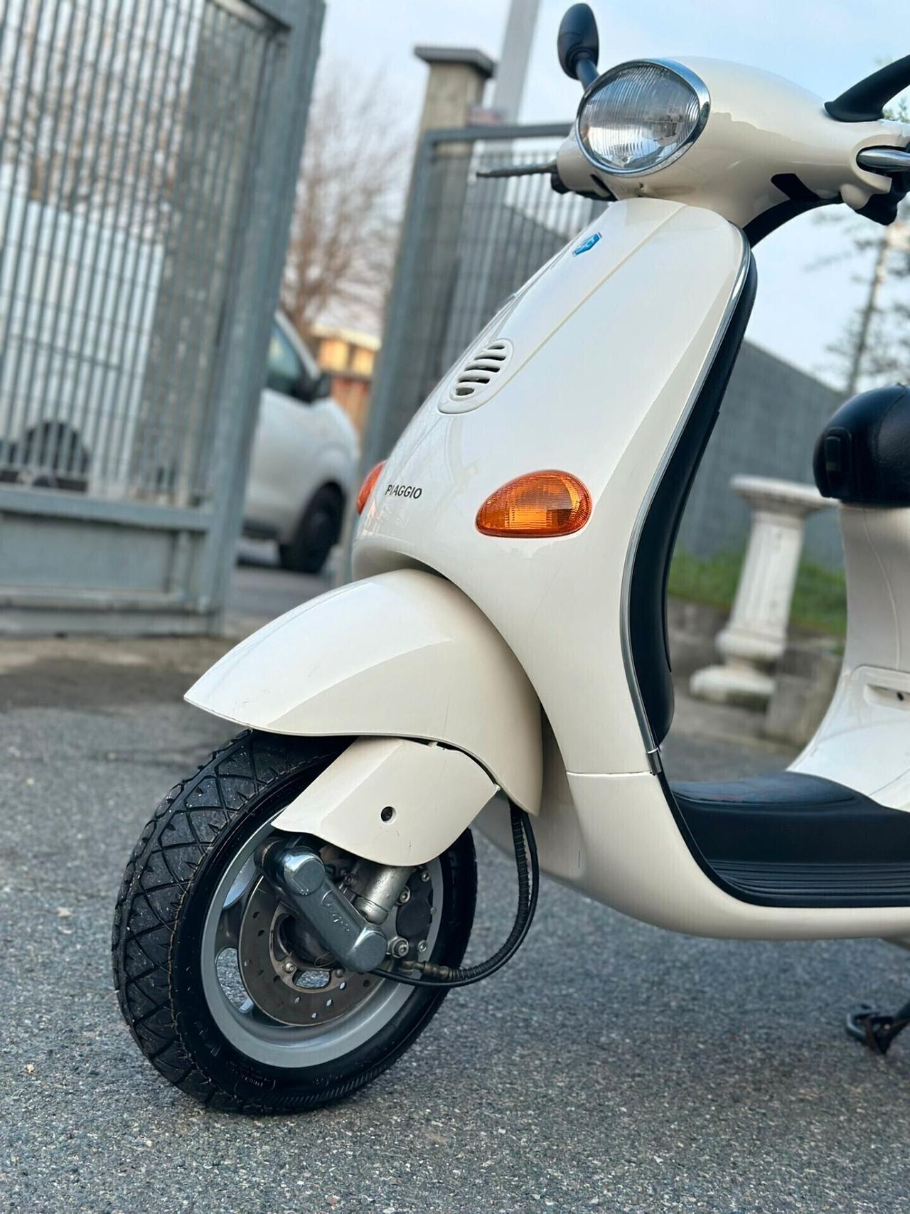 PIAGGIO VESPA 50 ET2 km0