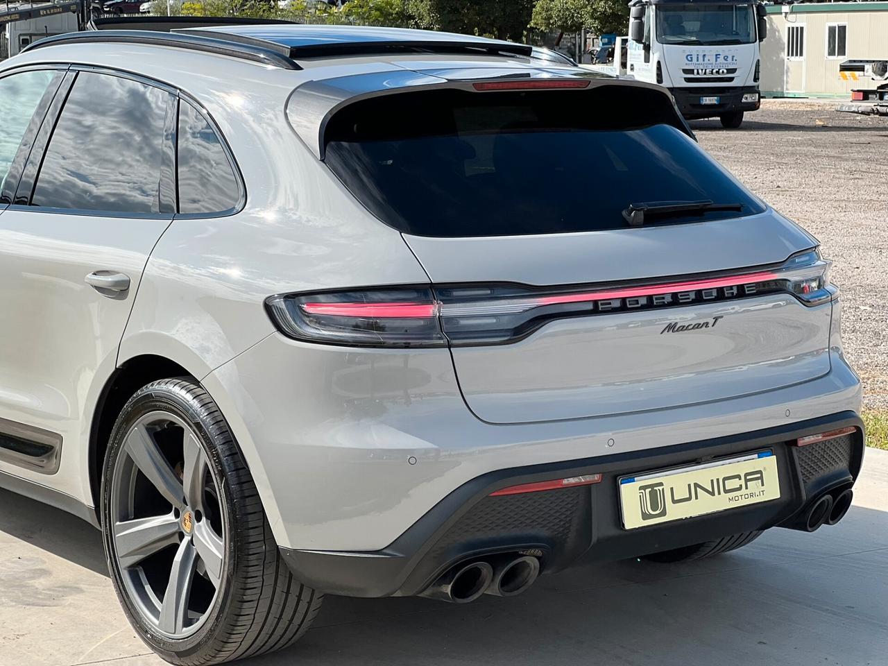 Porsche Macan 2.0 T 265cv PDK UNICOPROPRIETARIO ITALIANA IVA ESPOSTA