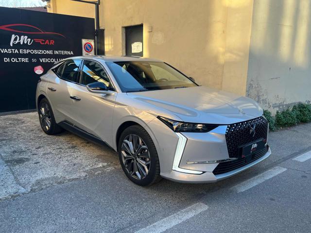 DS AUTOMOBILES DS 4 E-Tense 225 Cross Trocadero