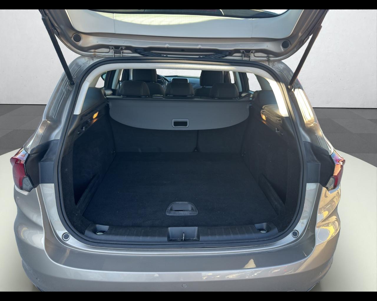FIAT Tipo (2015-->) - Tipo 1.3 Mjt S&S SW Business