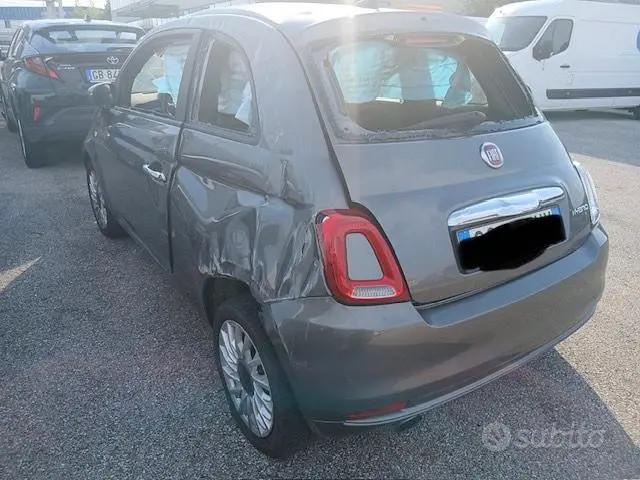 AUTO SINISTRATA