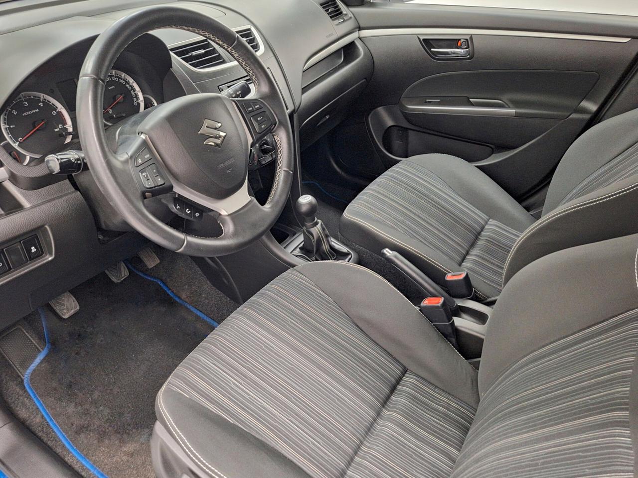 Suzuki Swift 1.3 DDiS 75cv B-Top Bi-Color