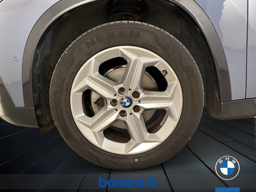 BMW X1 18 d X-Line Edition Essence sDrive DCT