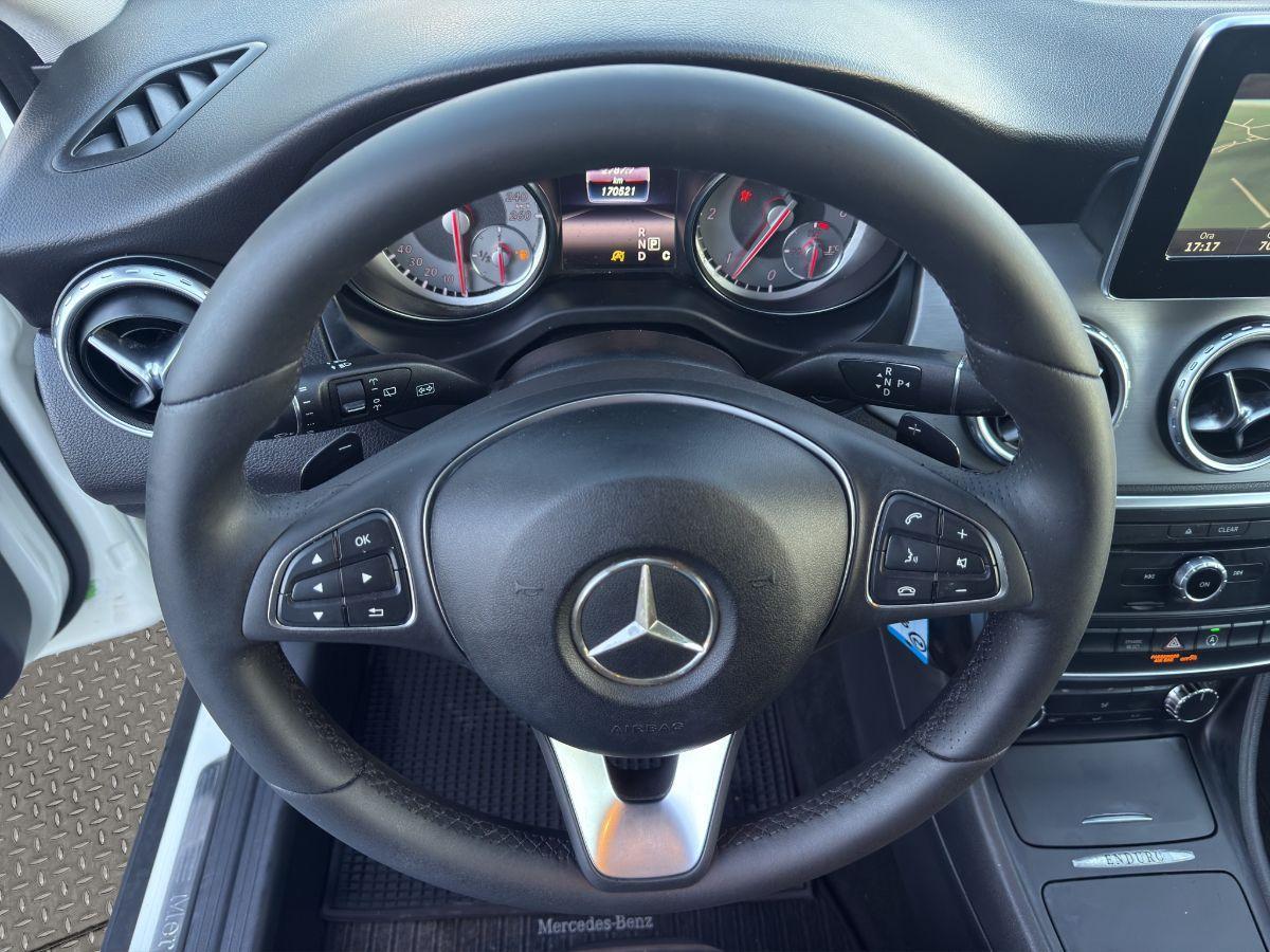 MERCEDES - Classe GLA - GLA 200 d Automatic Premium AMG TETTO