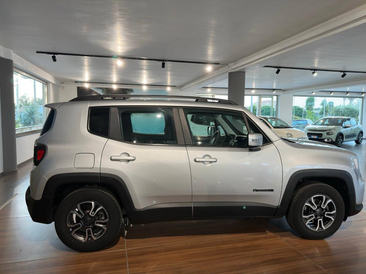 Jeep Renegade 1.6 Mjt DDCT 120 CV Longitude