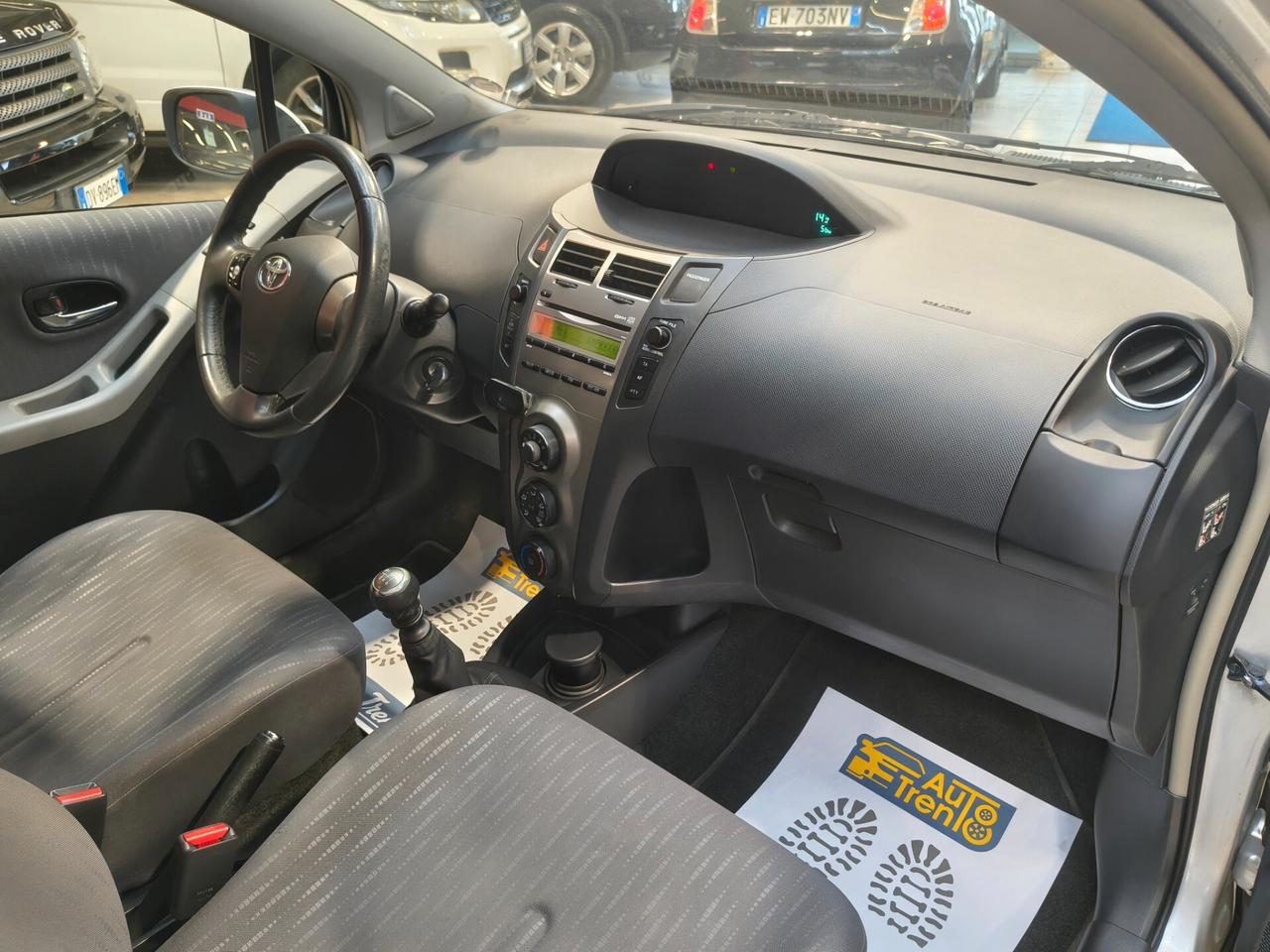 Toyota Yaris 1.3 5 porte Sol