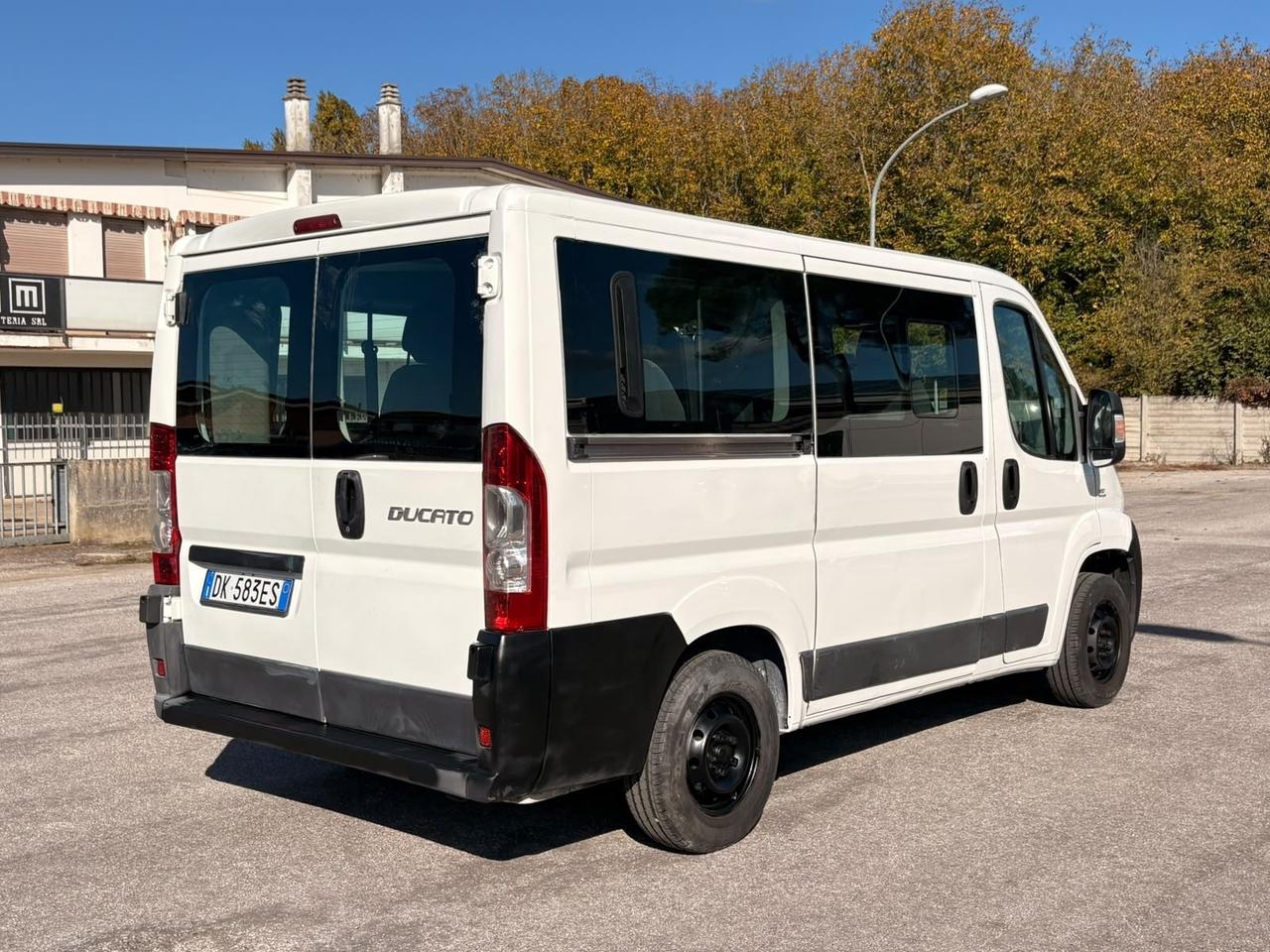 Fiat Ducato 30 2.3 MJT PC-TN Panorama 9 POSTI