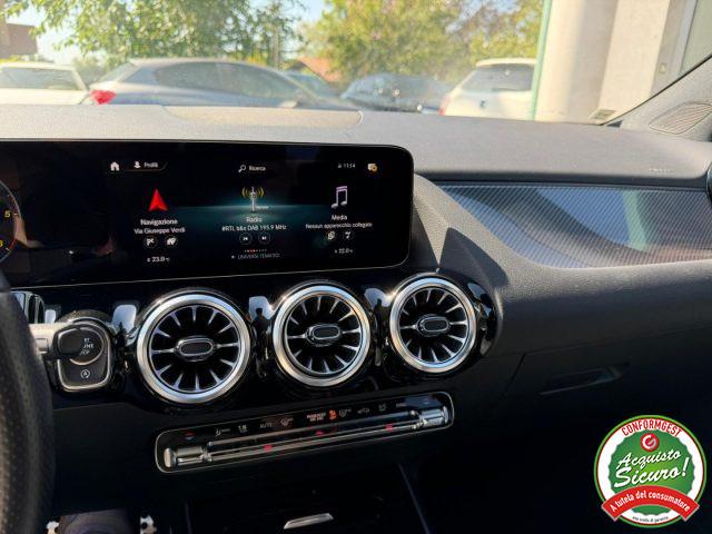 MERCEDES-BENZ GLA 180 d Automatic Premium