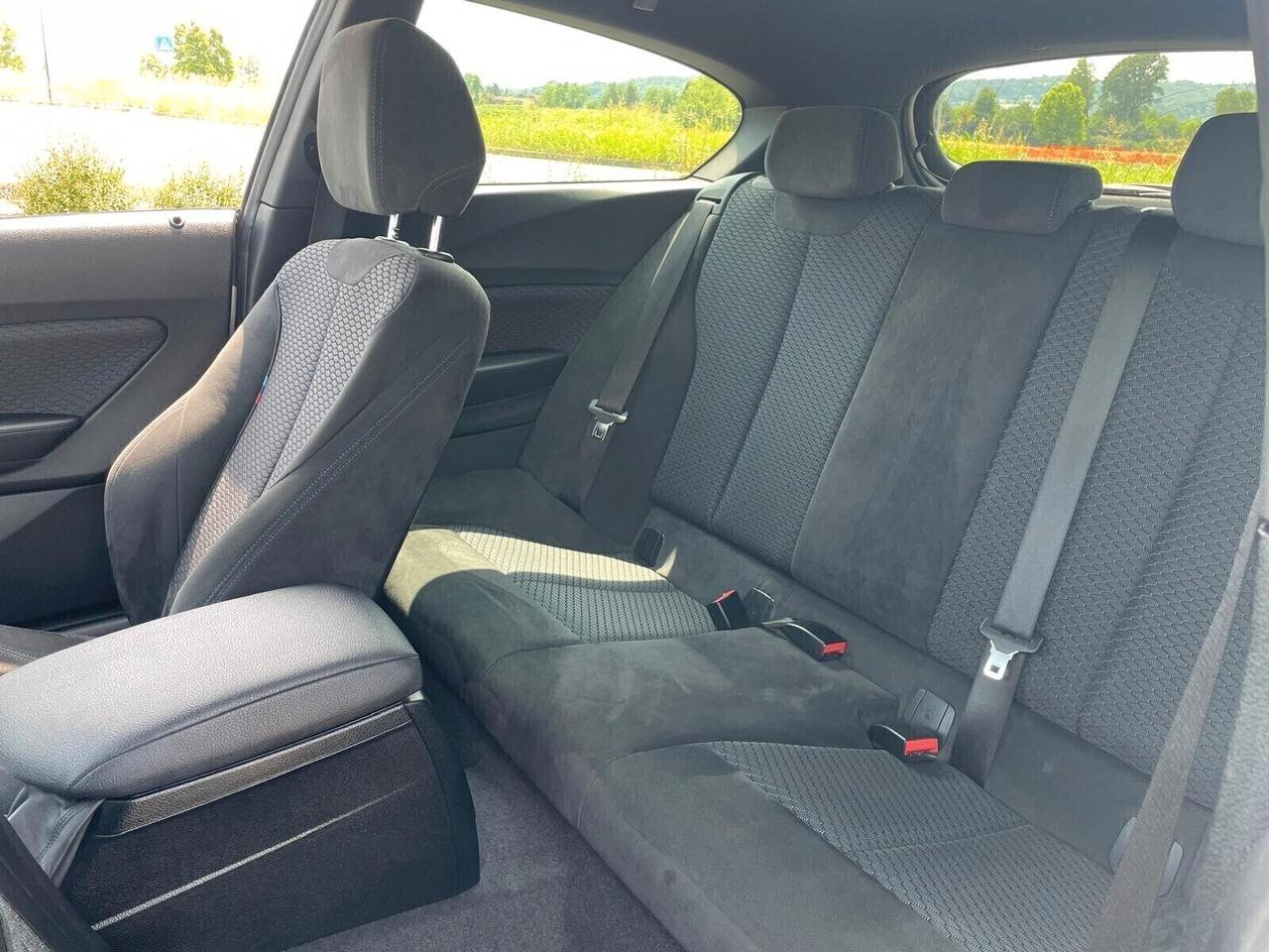 Bmw serie 1 f21 125d M SPORT