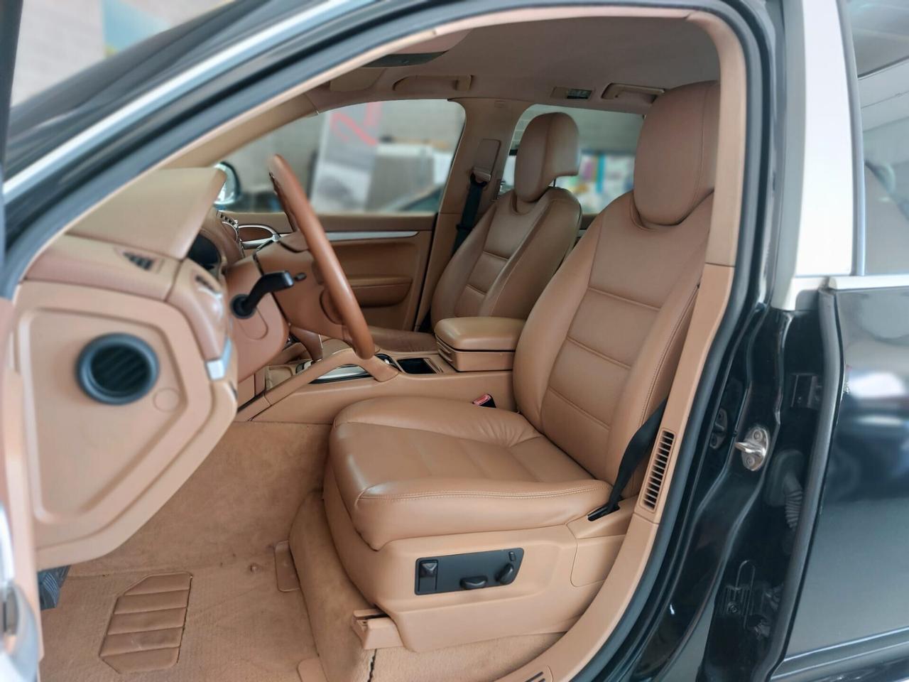 Porsche Cayenne 3.2 V6 cat