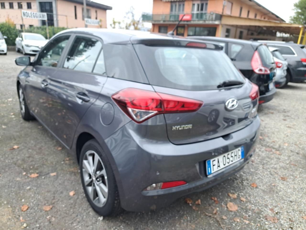 Hyundai i20 1.1 CRDi 12V 5 porte Comfort-NEOPATENTATI EURO 6