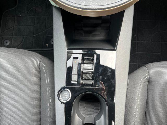 LANCIA Ypsilon Hybrid e-DCT LX