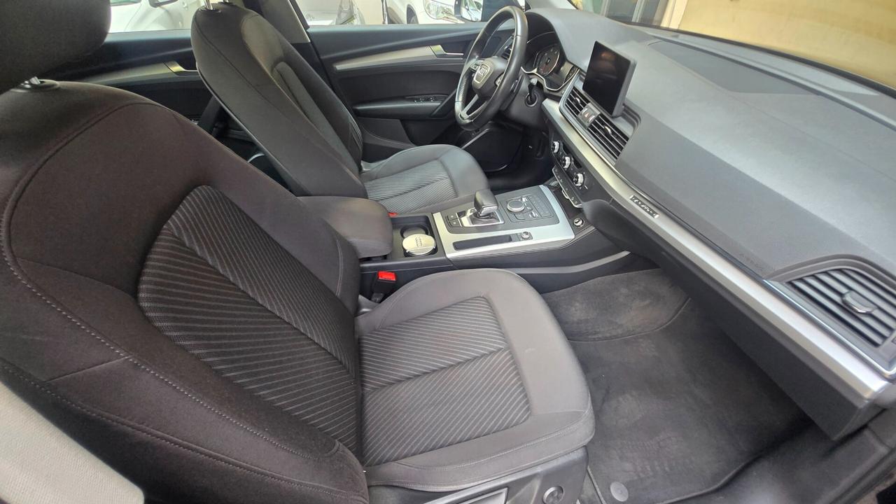 Audi Q5 35 TDI quattro S tronic Business