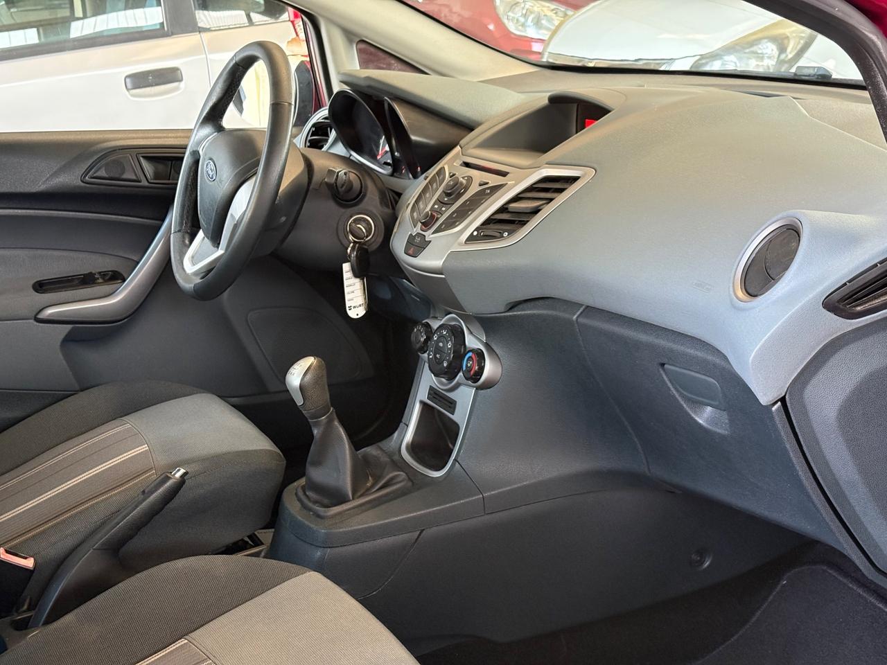 Ford Fiesta 1.2 82 CV 5 porte Titanium