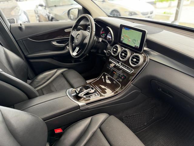 MERCEDES-BENZ GLC 220 d 170cv 4Matic Sport (Tetto/Retro/Navi/Auto)