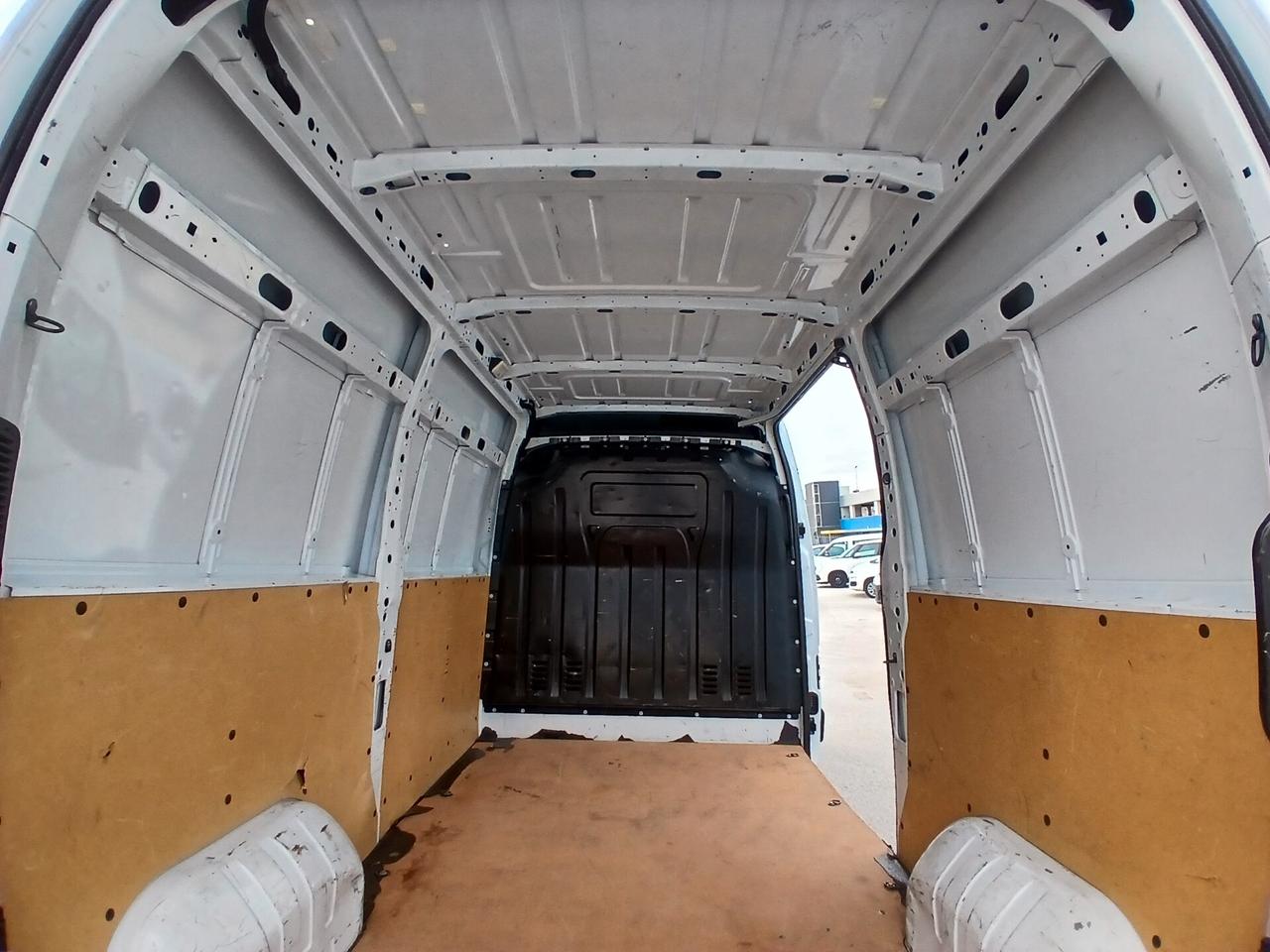 Nissan Interstar 2.3 DCI 135CV MEDIO 2023