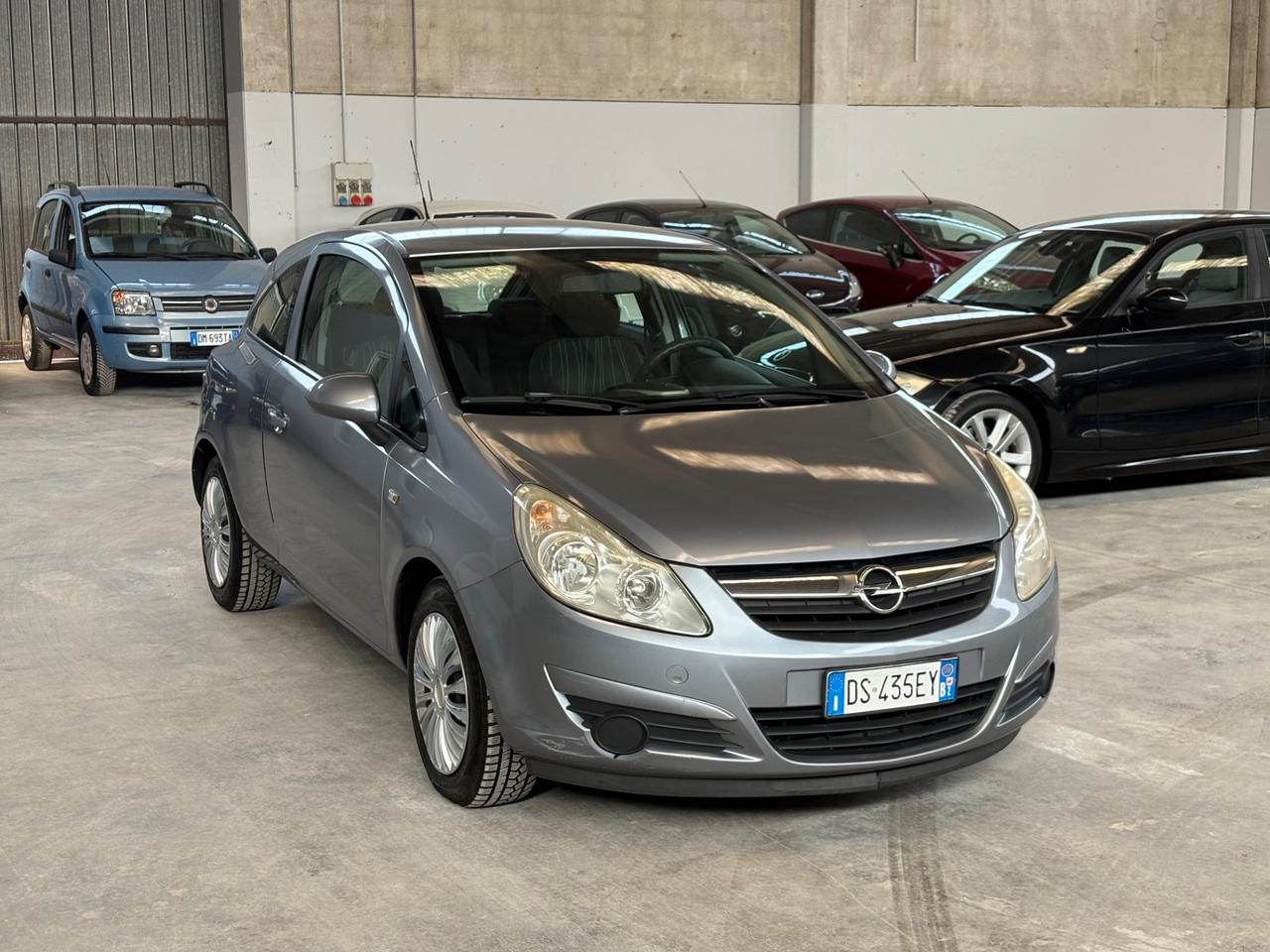 Opel Corsa 1.2 3 porte Sport