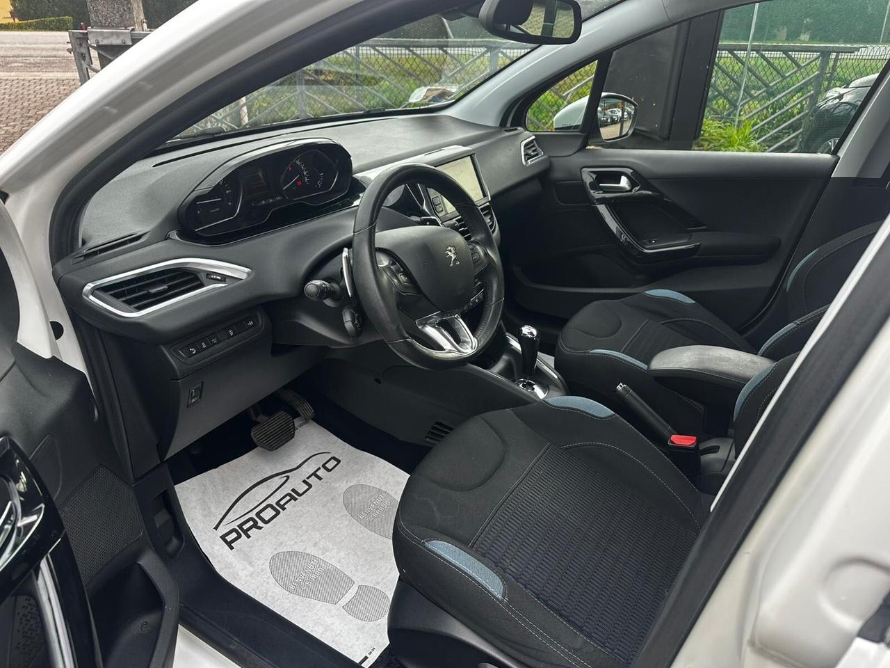 Peugeot 208 PureTech 82 ETG5 S&S 5 porte Allure