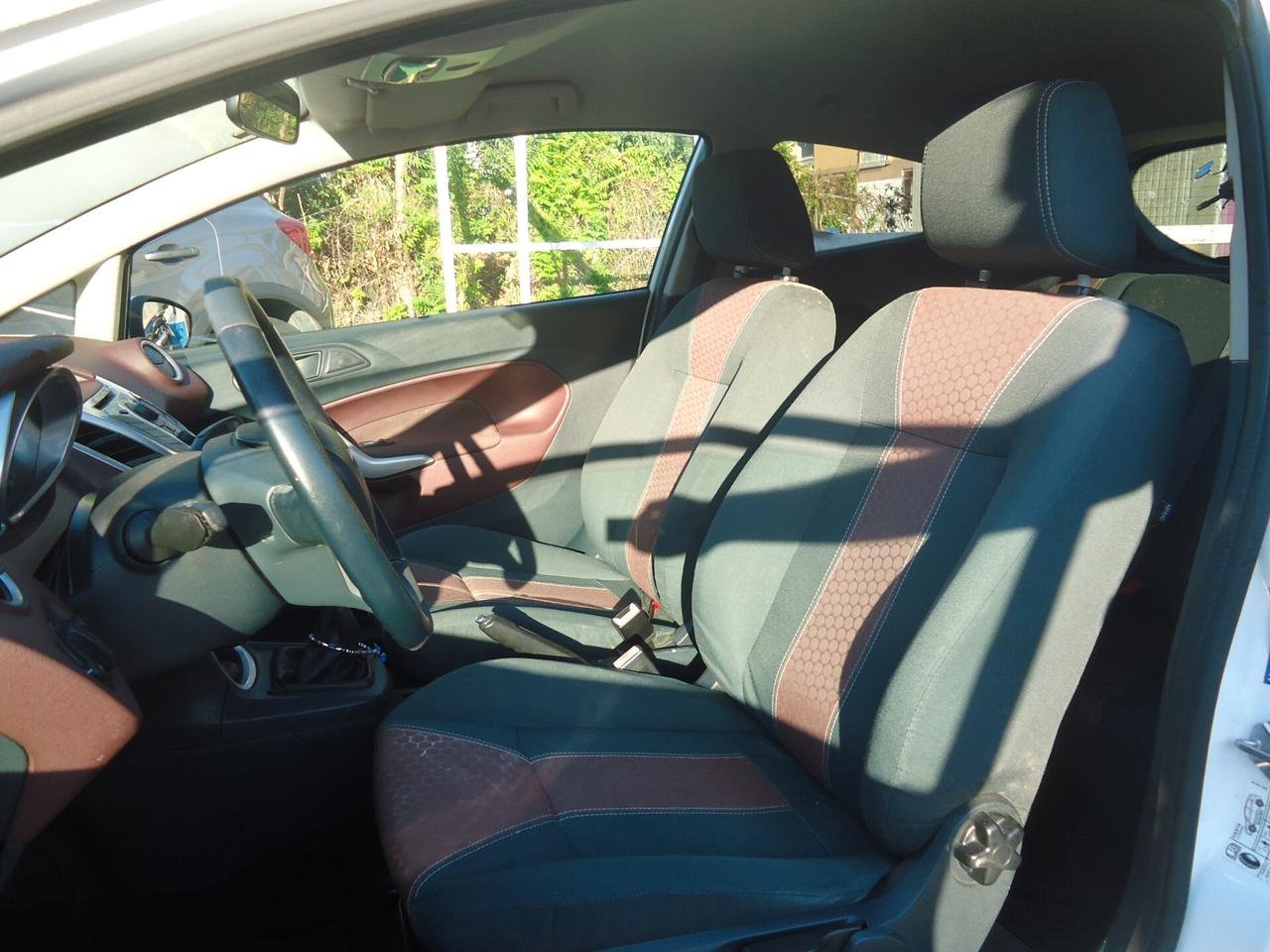 Ford Fiesta 1.4 3 porte Bz.- GPL Titanium