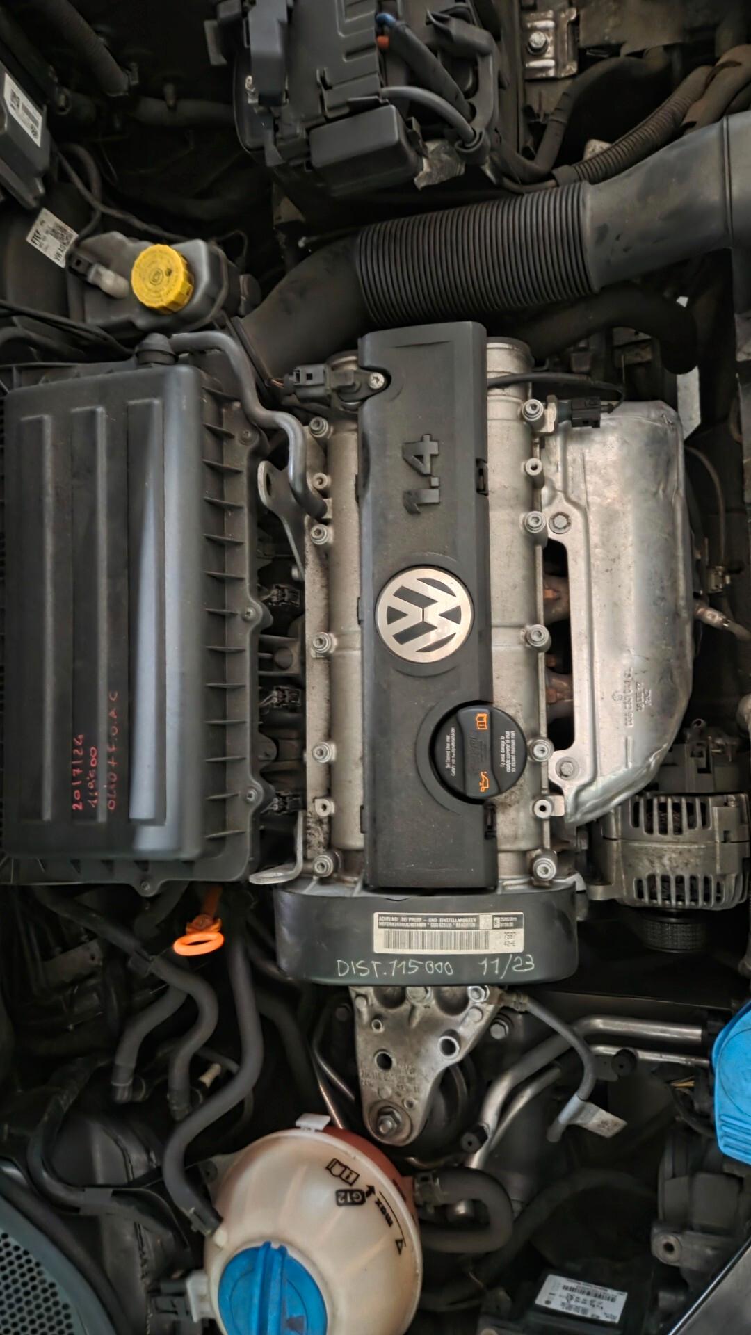 Volkswagen Polo 1.4 5 porte Highline unico proprietario neo patentati