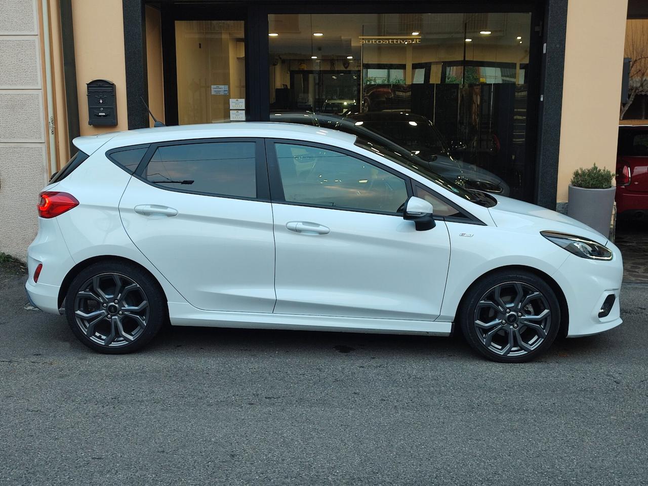 Ford Fiesta 1.0 Ecoboost Hybrid 125 CV 5 porte ST-Line X