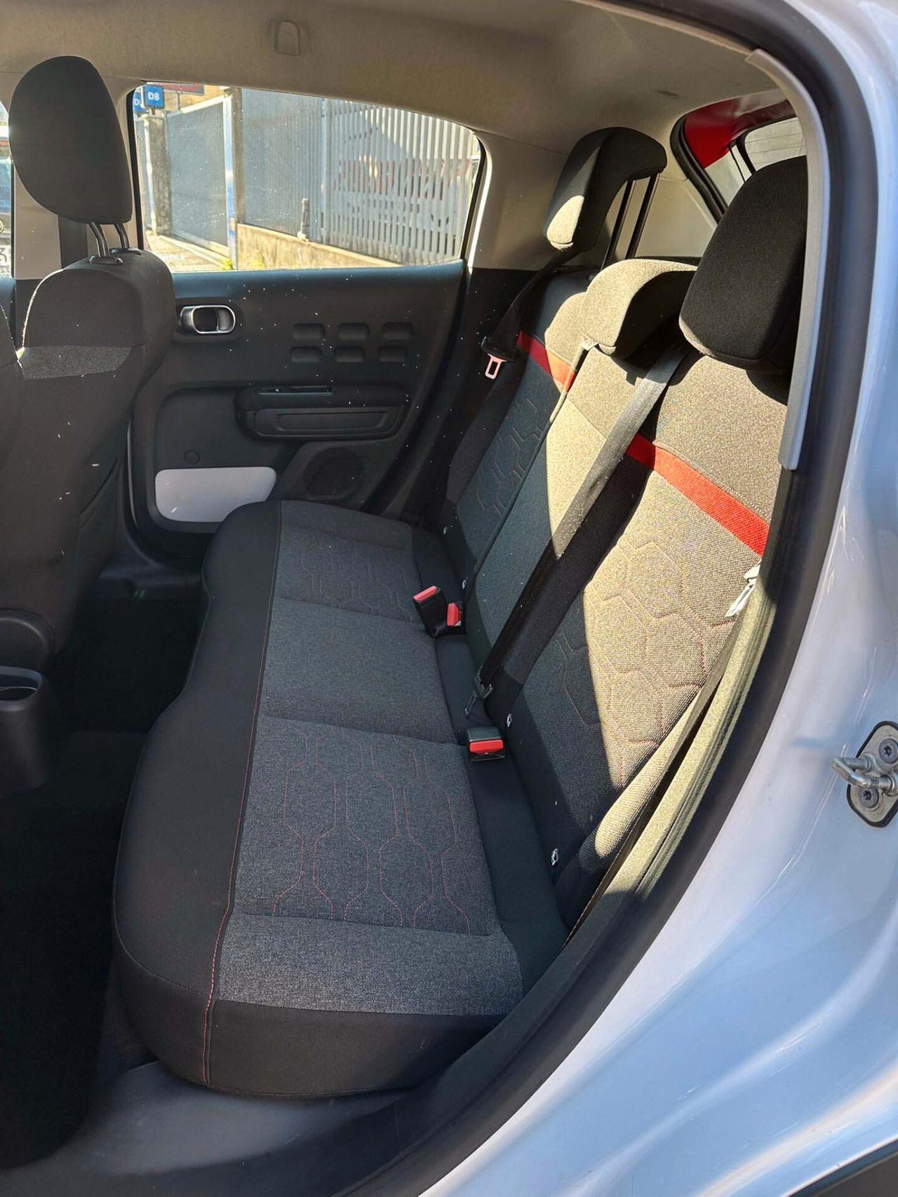 Citroen C3 PureTech 82 Shine Telecamera Apple e Android Auto Cerchi in Lega