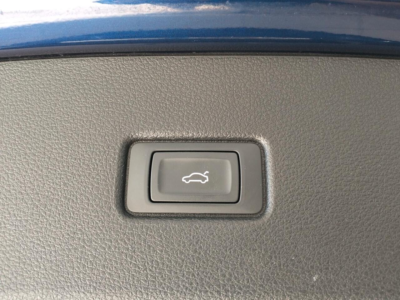 Audi Q5 Sportback 40 2.0 tdi mhev 12V quattro s-tronic