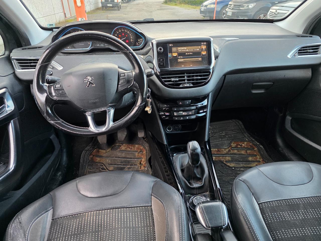 Peugeot 2008 BlueHDi 100 Allure