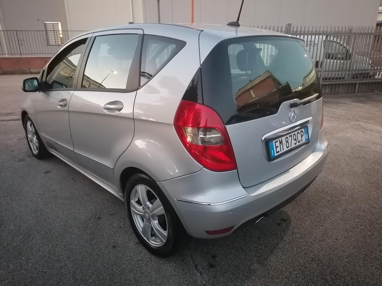 MERCEDES A 160 CDI BlueEFFICIENCY 2011 neopatentati