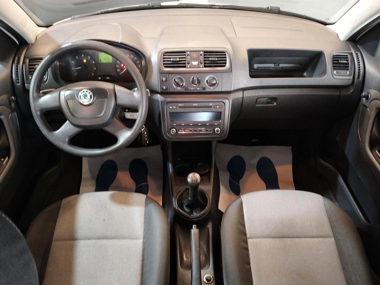 Skoda Roomster 1.2 Active 70cv