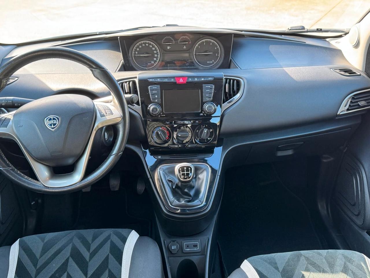 Lancia Ypsilon 1.3 MJT 16V 95 CV 5 porte S&S Gold