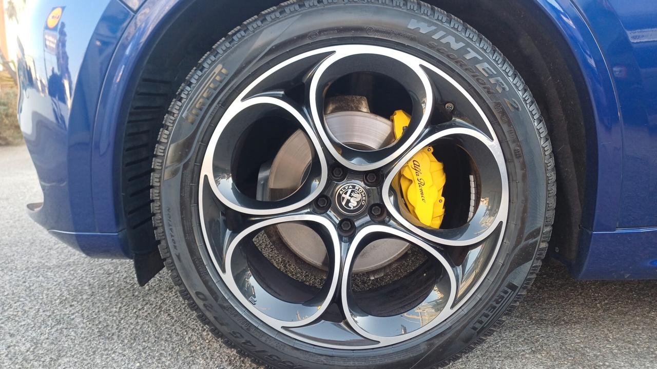 Alfa Romeo Stelvio 210 CV AT8 Q4 Veloce TETTO PANORAMICO