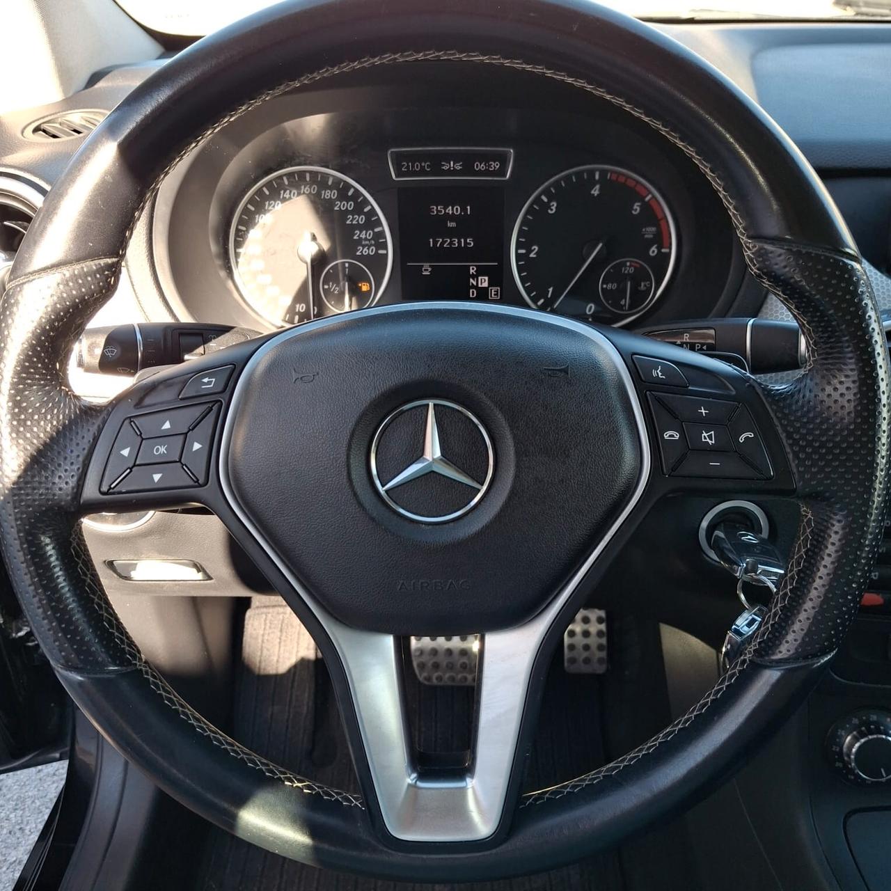Mercedes-benz B 180 B 180 CDI Automatic Premium