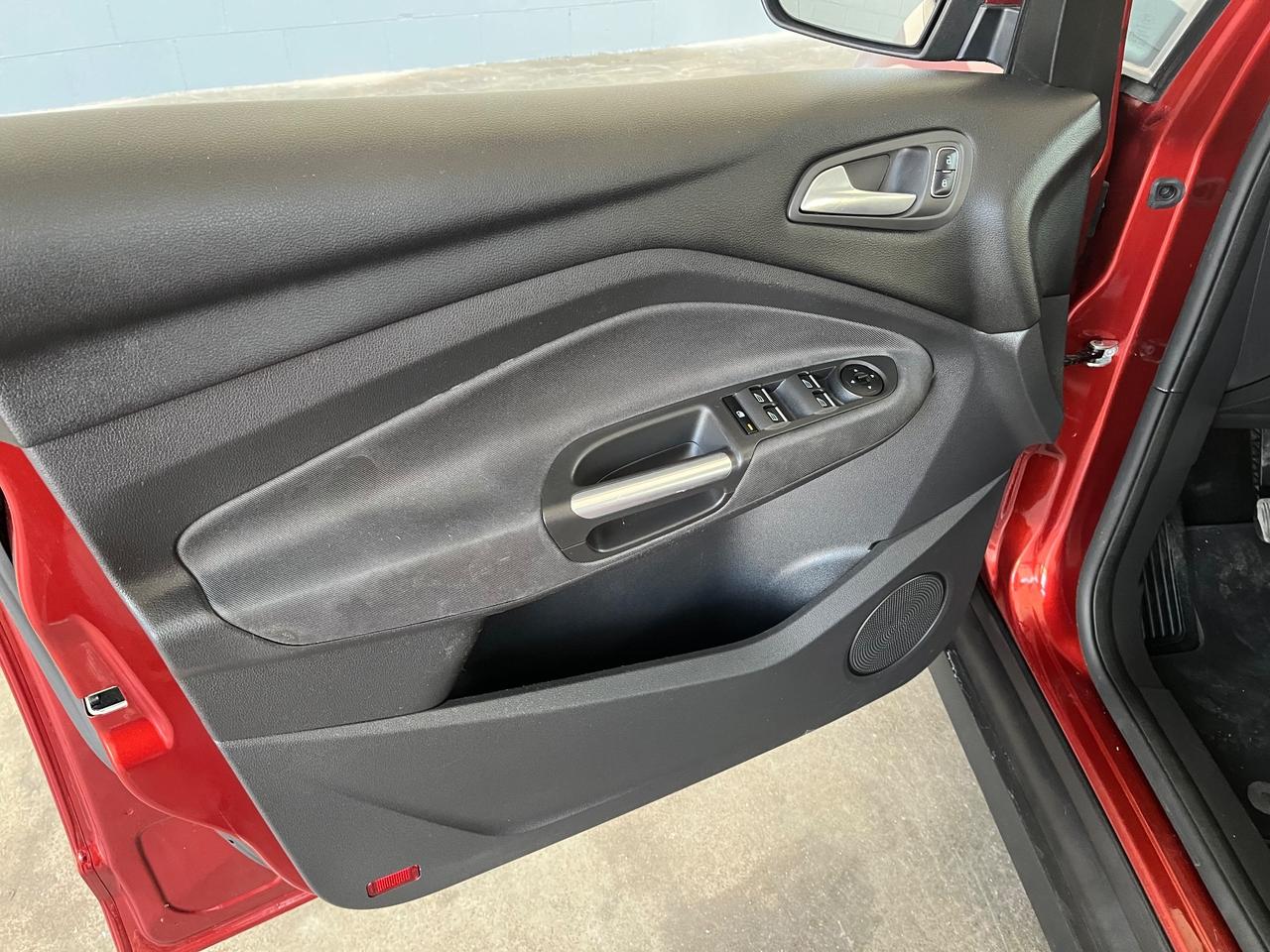 Ford C-Max 1.6 120CV GPL Titanium