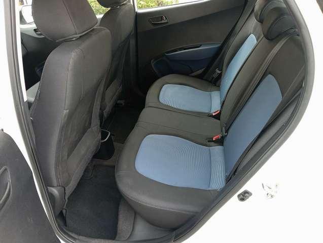 Hyundai i10 i10 1.0 Sound Edition E6