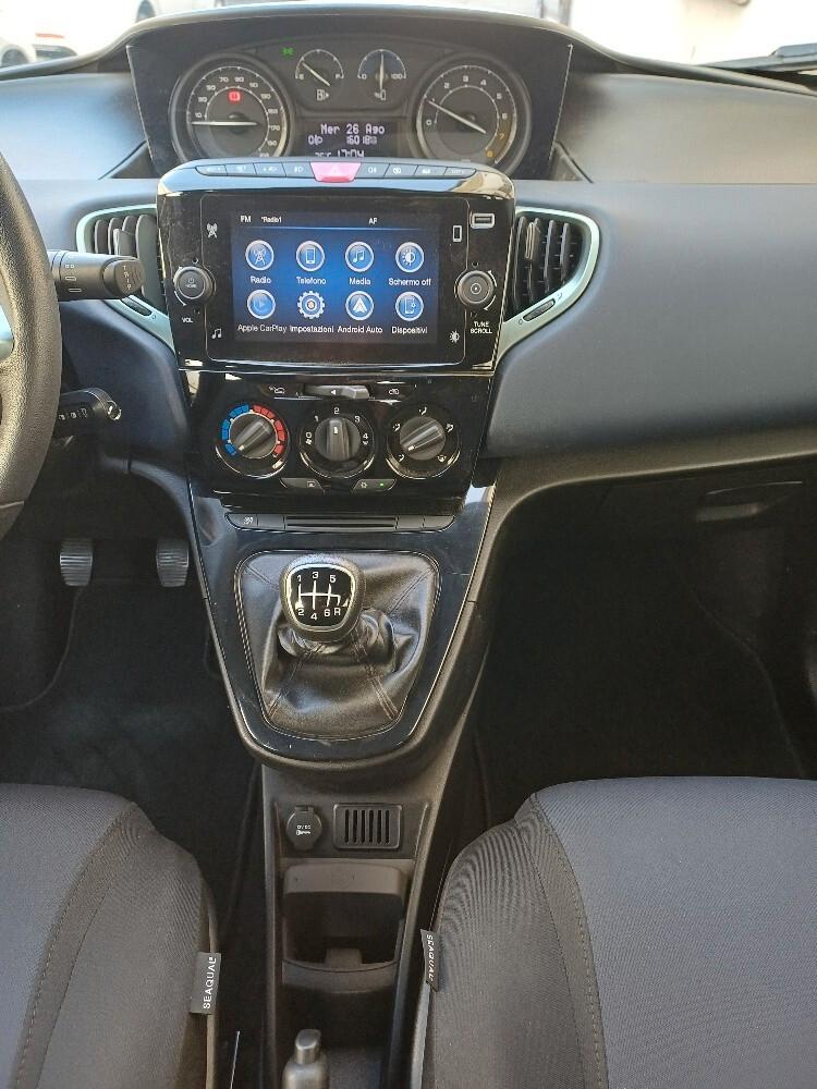 Lancia Ypsilon 1.0 Hybrid Gold 2024 Km 16.000