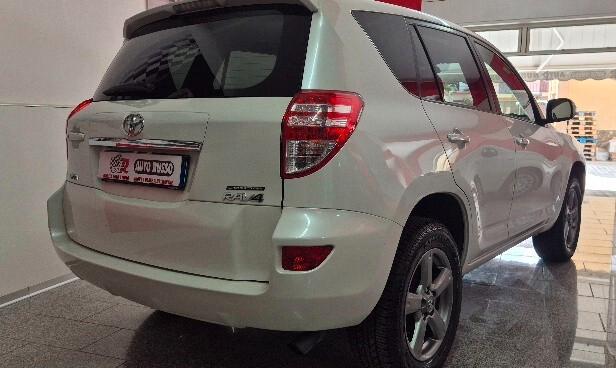 Toyota RAV 4 RAV4 Crossover 2.2 D-4D 150 CV Lounge