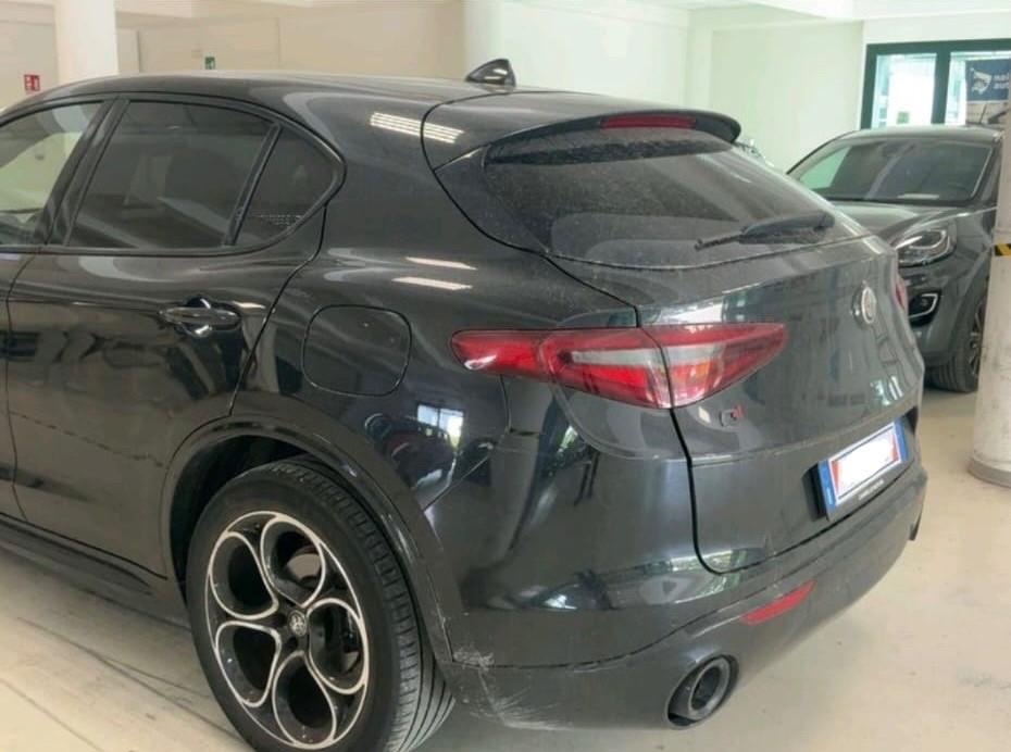 Alfa Romeo Stelvio VELOCE 210 CV AT8 Q4