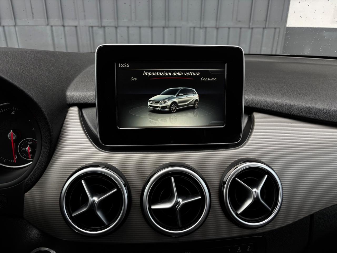 Mercedes classe B 180. Neopatentati. Garanzia