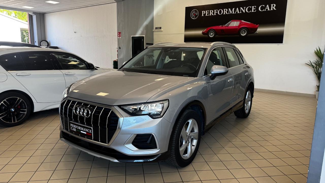 Audi Q3 35 TDI S tronic Business Advanced