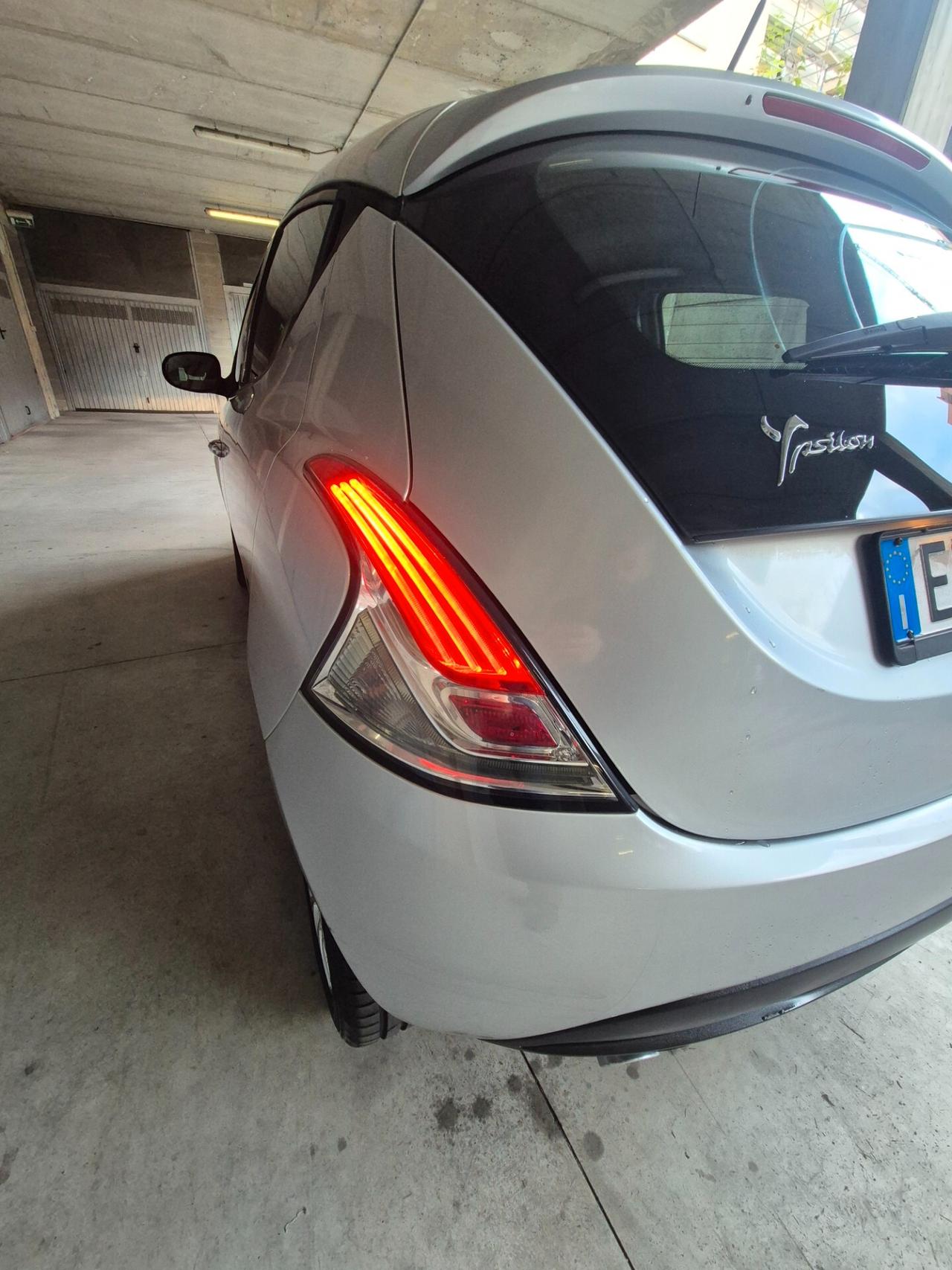 YPSILON BENZINA/METANO ECOCHIC GOLD