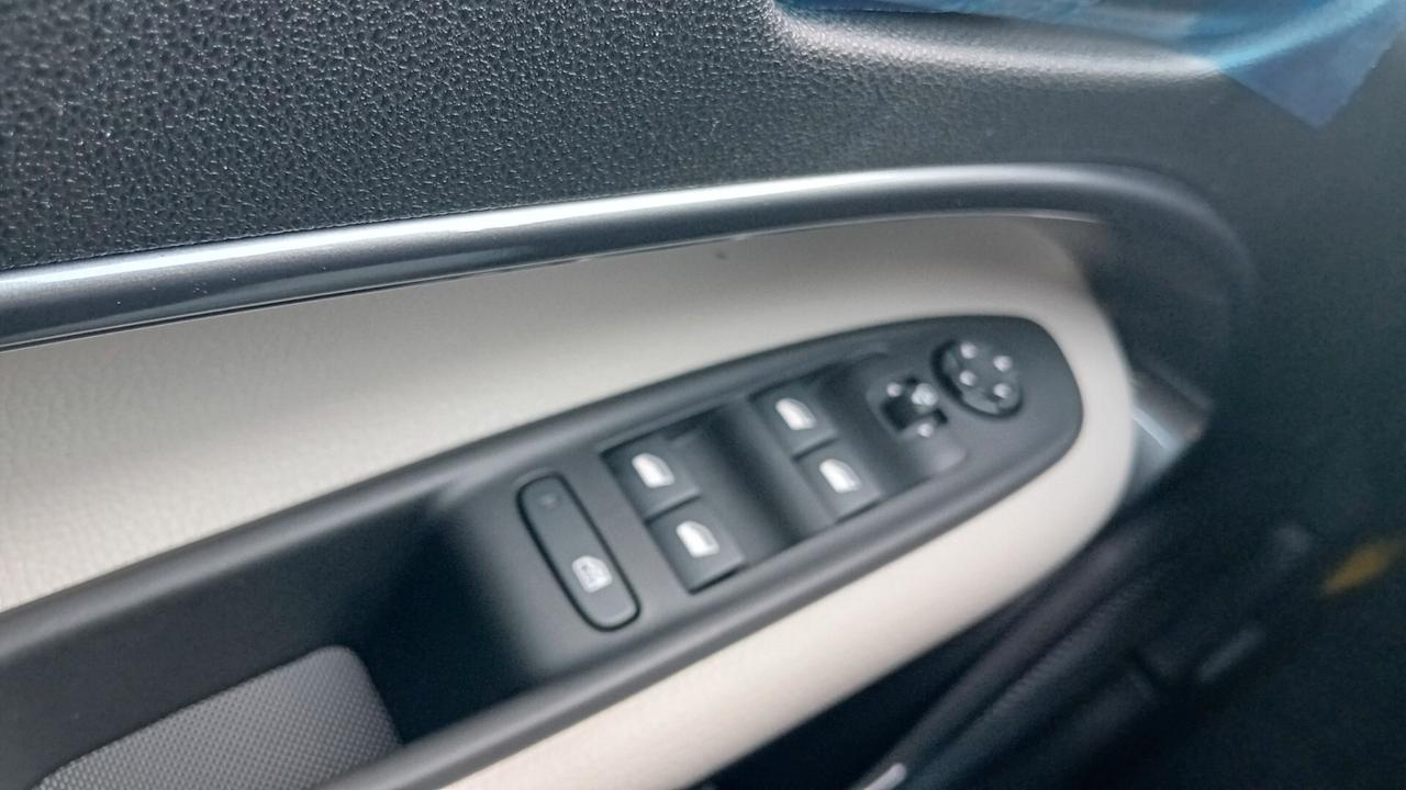 Fiat 600 1.2 Hybrid 145 CV DCT MHEV La Prima * SENZA VINCOLO DI FINANZIAMENTO*