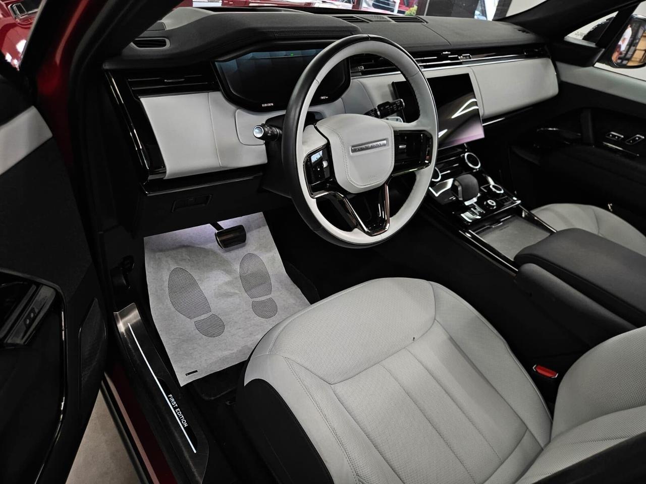 LAND ROVER RANGE ROVER 4.4 V8 First Edition awd 530cv auto - IVA ESPOSTA