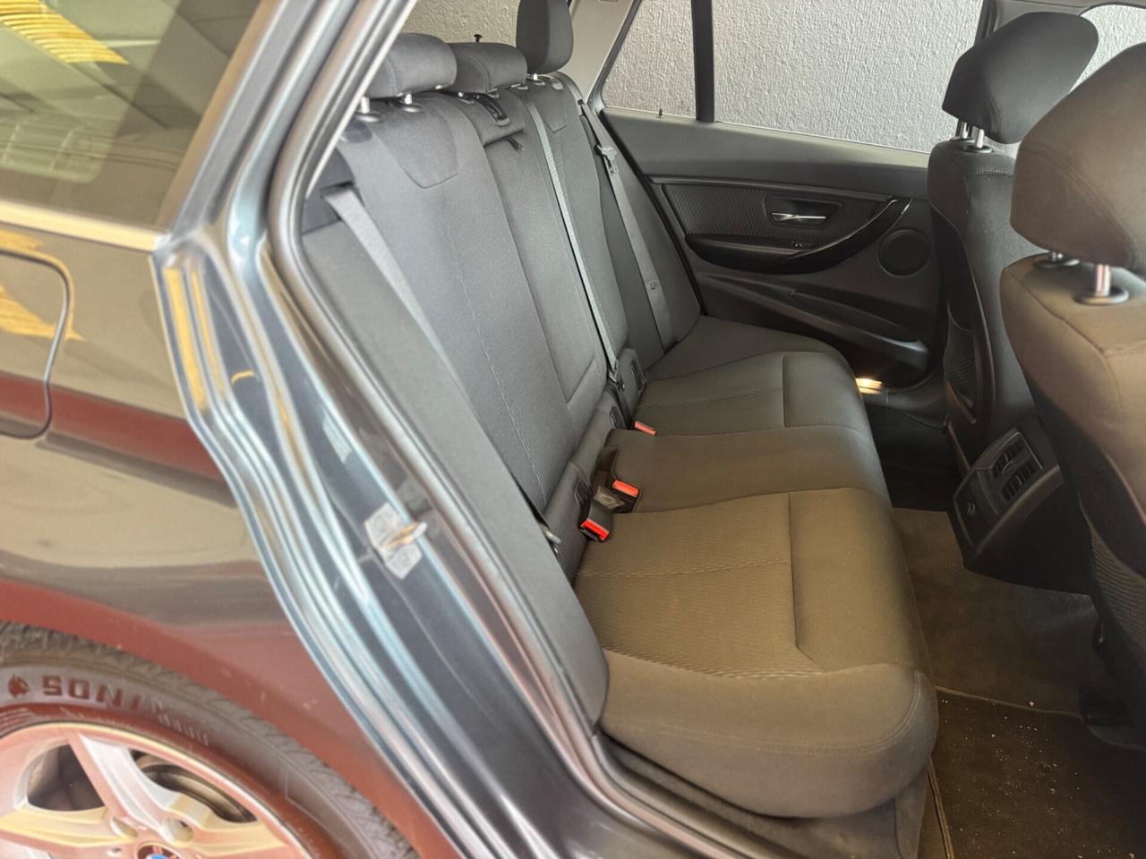 Bmw 116 116d 5p. Advantage