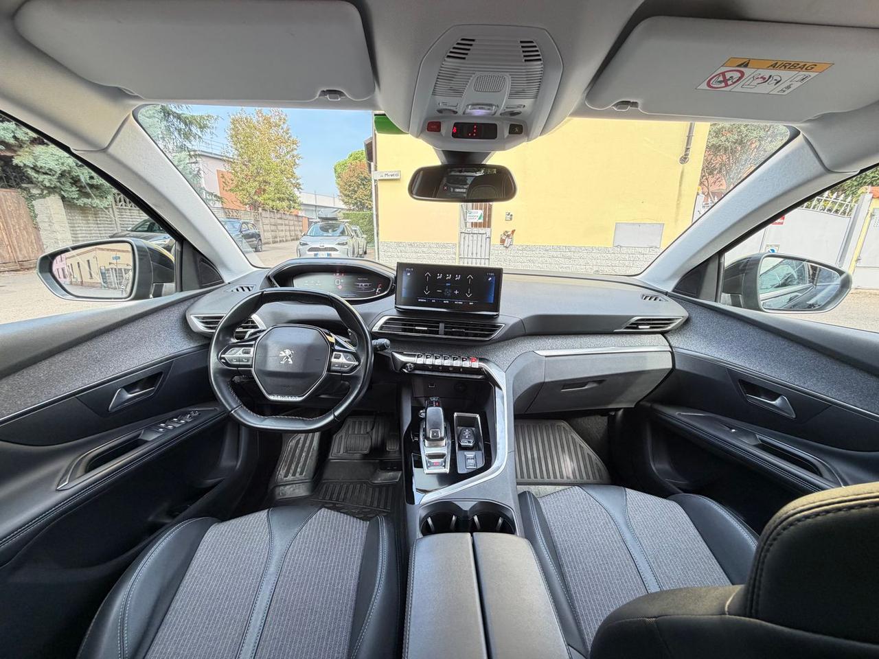 Peugeot 3008 Allure Pack 1.5 Blue HDI 130 #50512