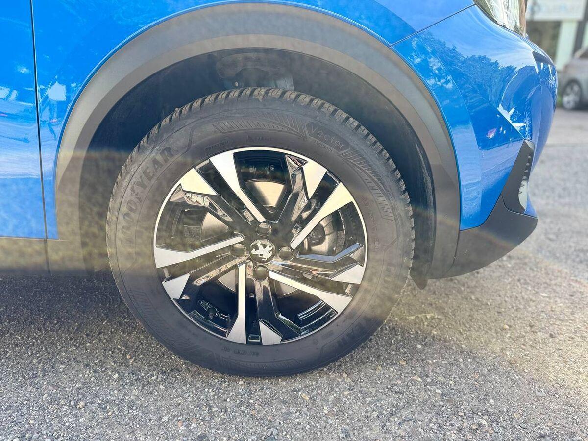 Peugeot 2008 1.5 bluehdi Allure s&s 130cv eat8