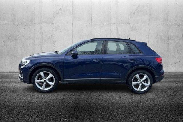 AUDI Q3 35 TDI S tronic Business Advanced