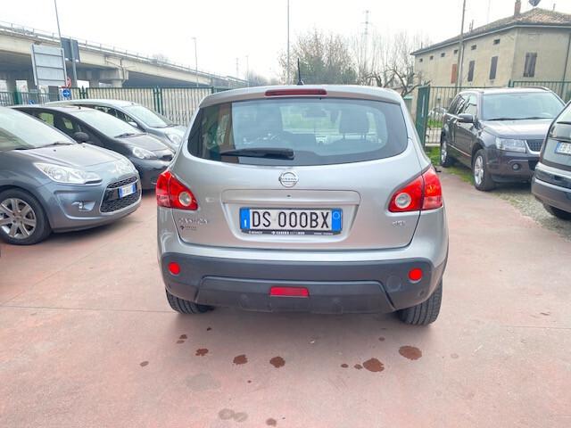 Nissan Qashqai 2.0 dCi DPF 4WD Tekna